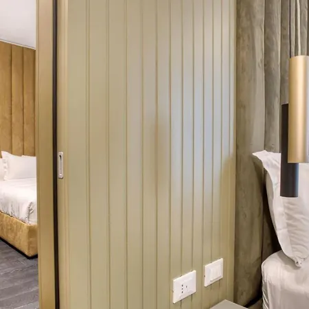Le Suite Del Corso The Smart Boutique Aparthotel By Ospitami-3